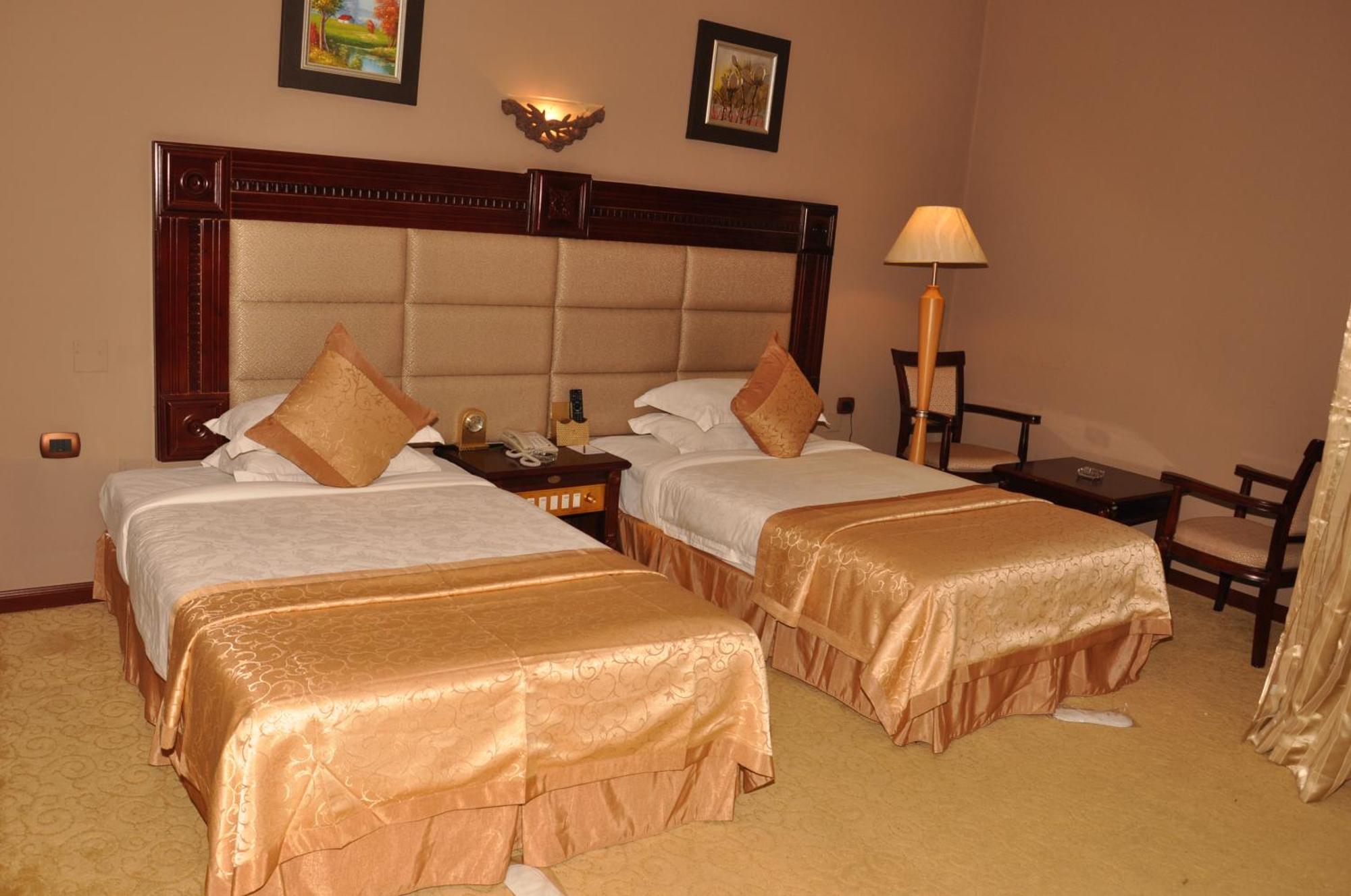 Friendship International Hotel Addis-Abeba Chambre photo